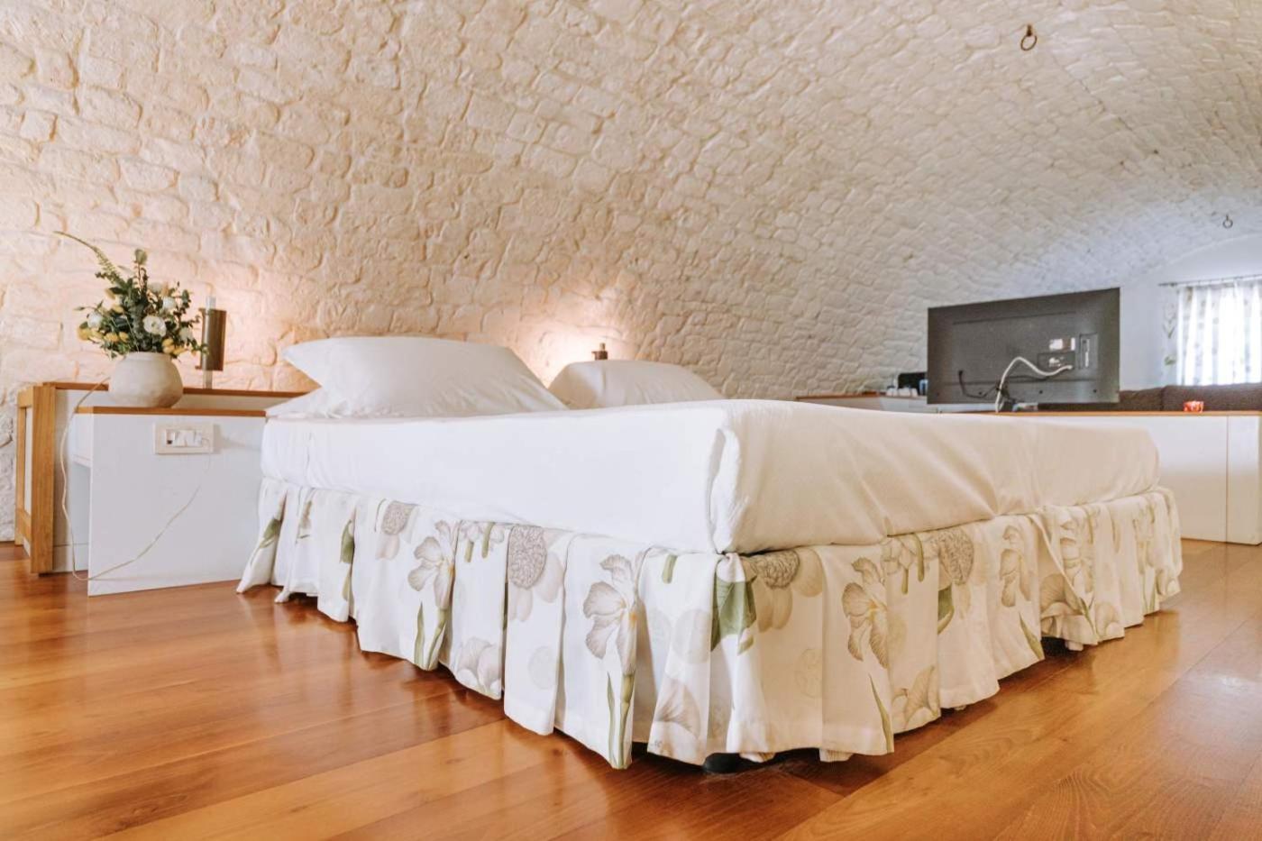 Готель Santa Rosa Relais Ночі Екстер'єр фото