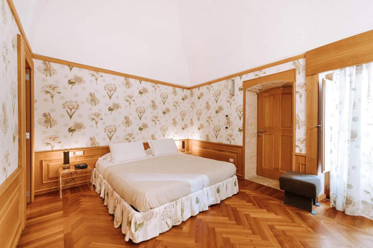 Готель Santa Rosa Relais Ночі Екстер'єр фото
